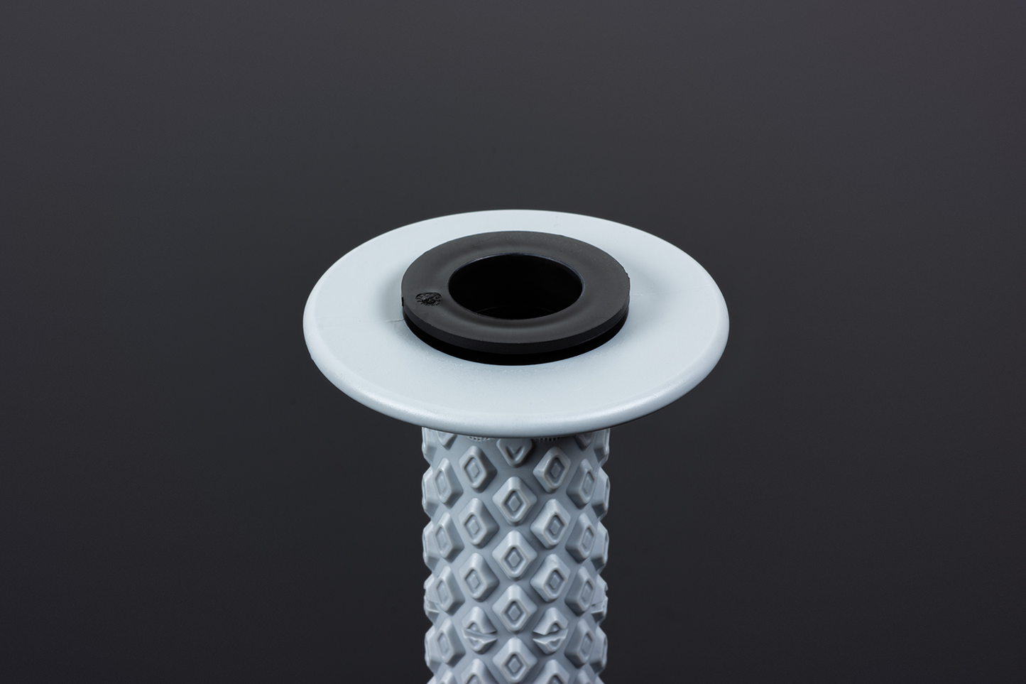 06303192_4.png