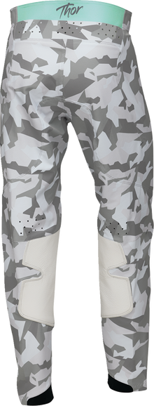 29020389_1.png