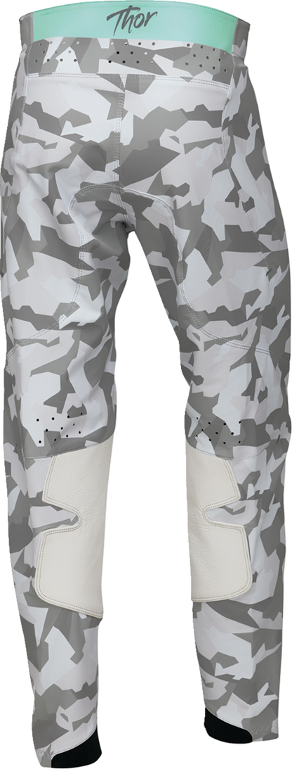 29020389_1.png