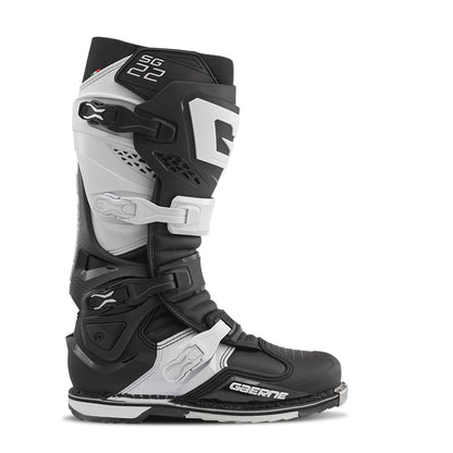 Sg22 Boots Black/White