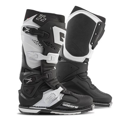 Sg22 Boots Black/White