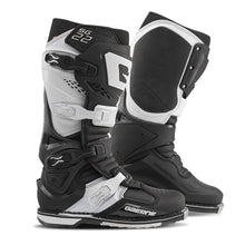 Sg22 Boots Black/White Sz 9