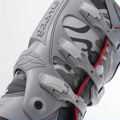 Fastback Endurance Boots Snow Camo Sz 10