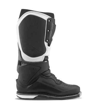 Sg22 Boots Black/White Sz 9