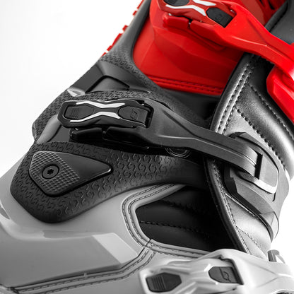 Sg22 Gore Tex Enduro Le Boots Red/Black/Grey Sz 12